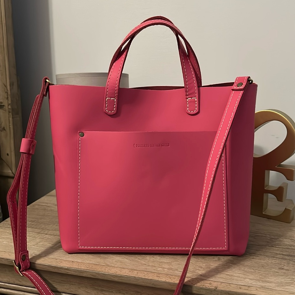 Portland leather Margot Medium crossbody tote